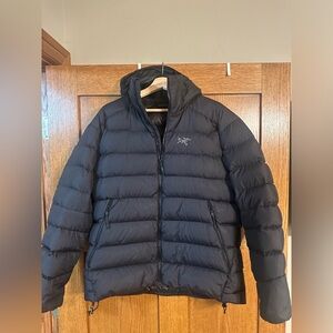 Arc’teryx Men’s Puffer Hooded Jacket - Size Large Black